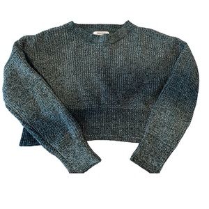 Green crop top sweater